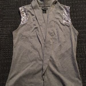 Gray cardigan/Vest